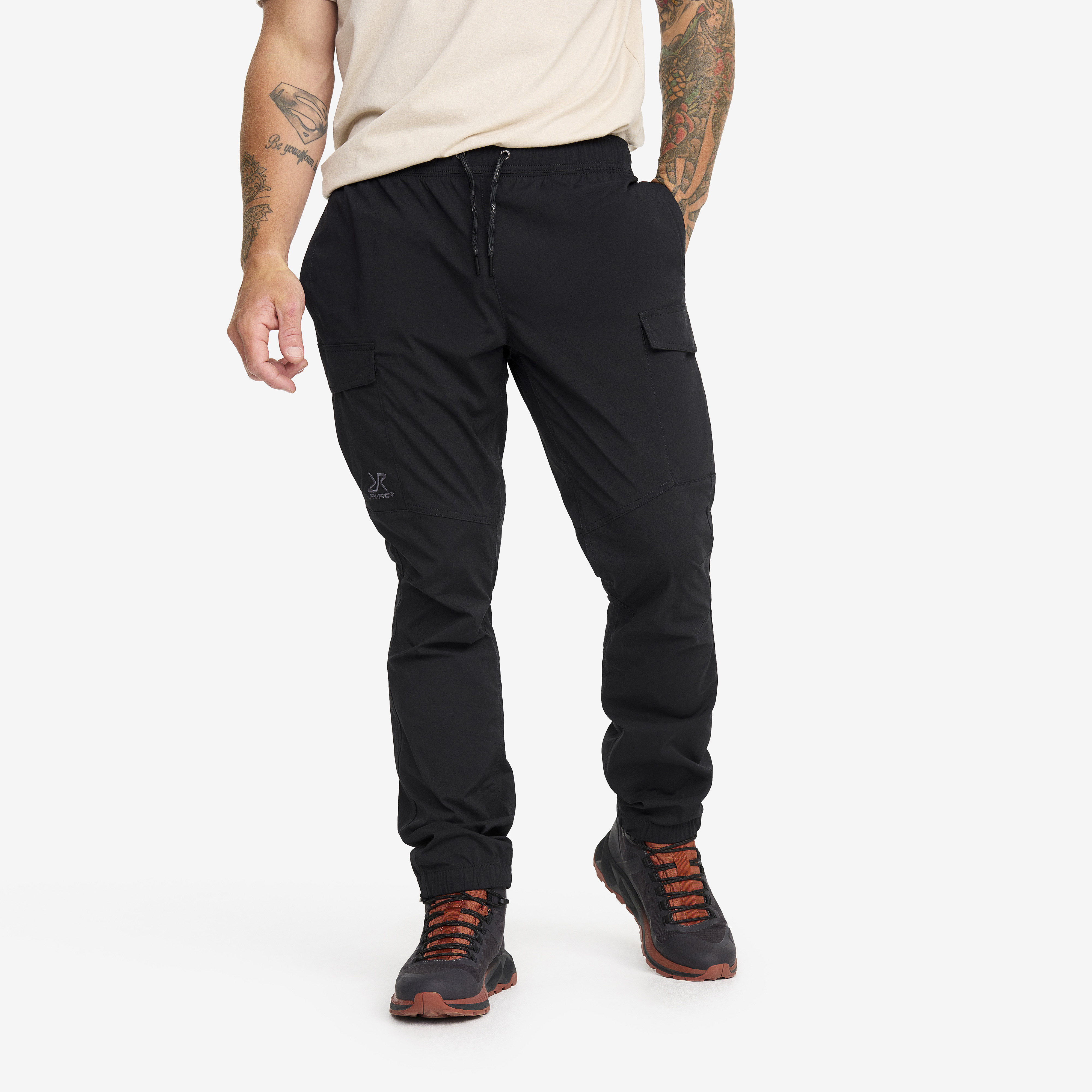 RevolutionRace Outdoor Basic Pants voor Heren, Wandelbroeken voor Alle Buitenactiviteiten, Black, L