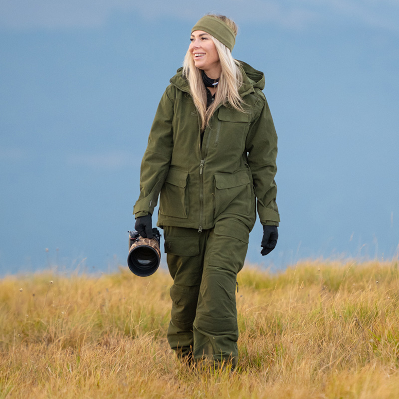 Trace Silent Pro 2L Jacket Women Deep Depths RevolutionRace