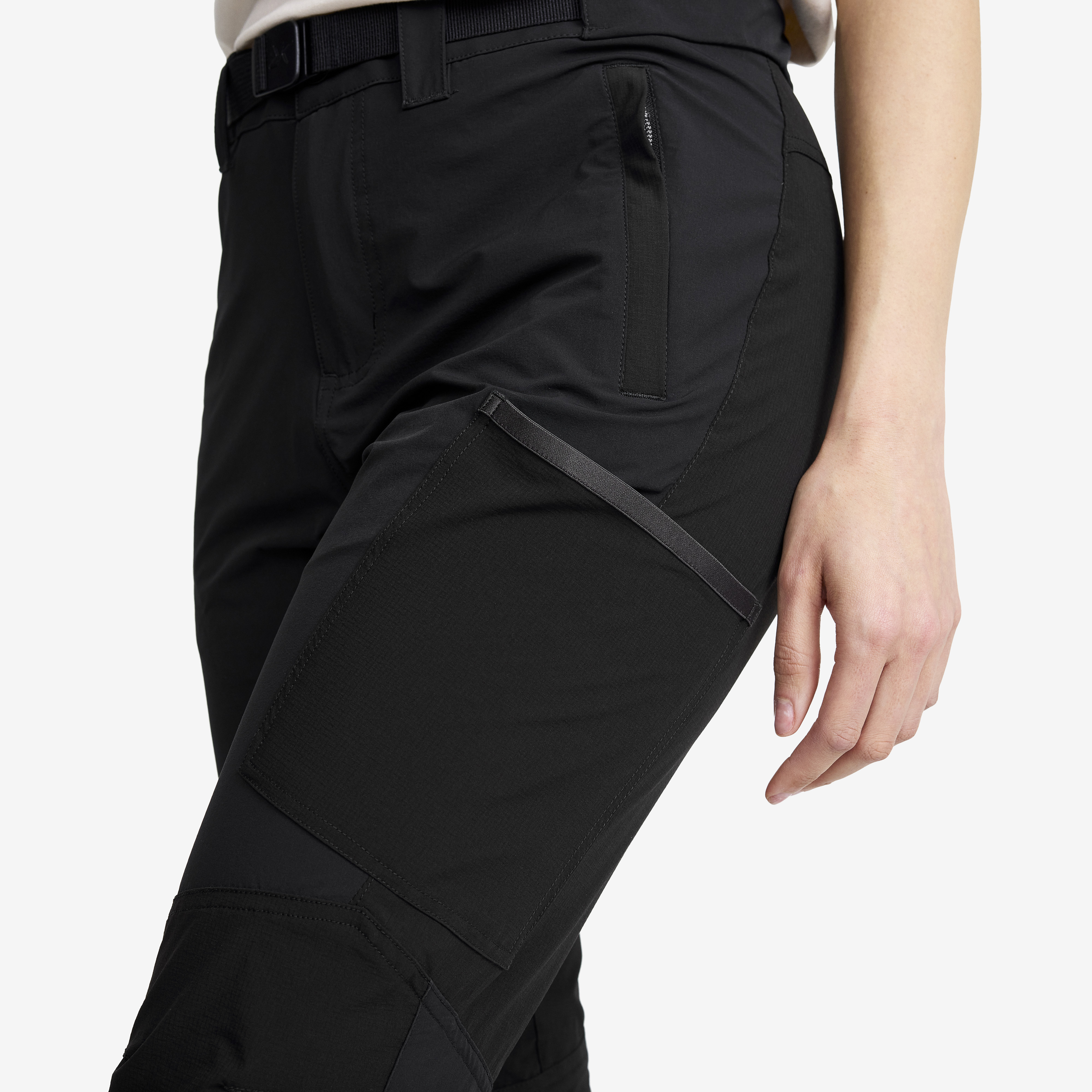 Yashirin kamera fotosuratlari sizdiriladi