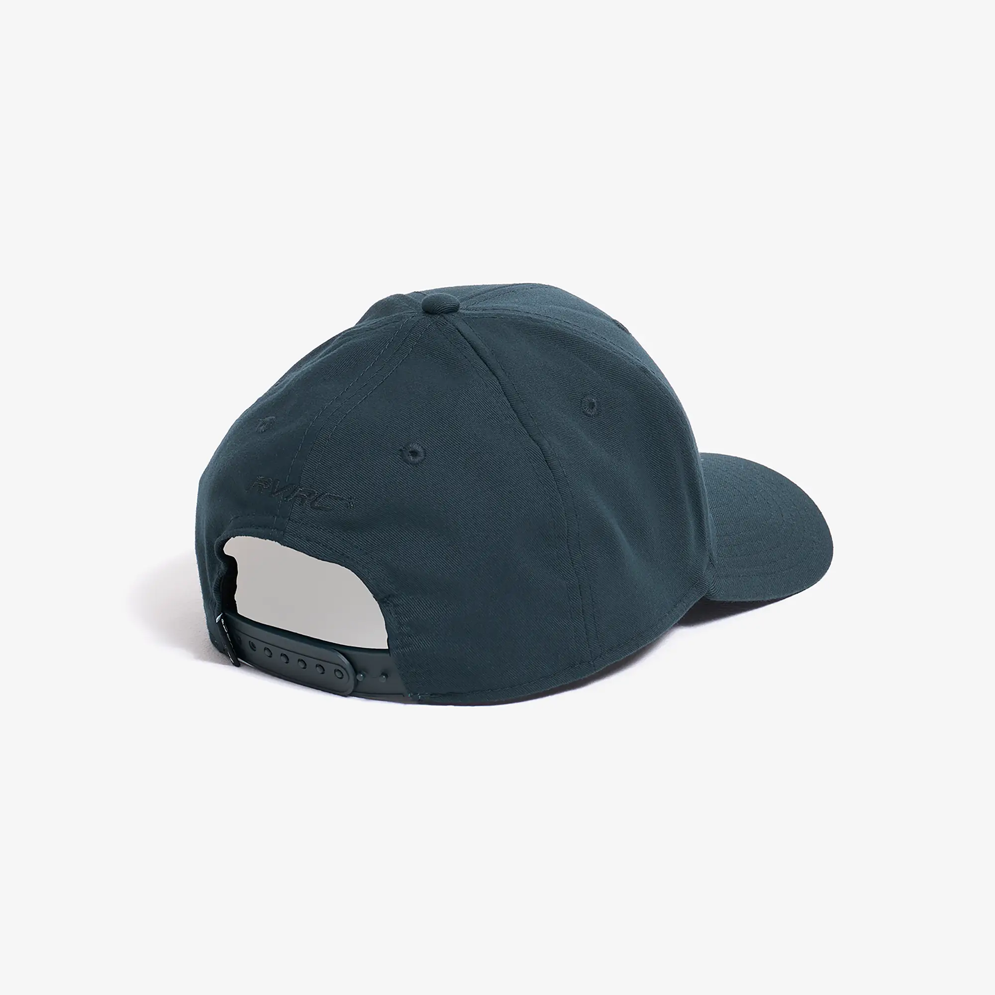 Snapback Logo Cap Deep Navy | RevolutionRace