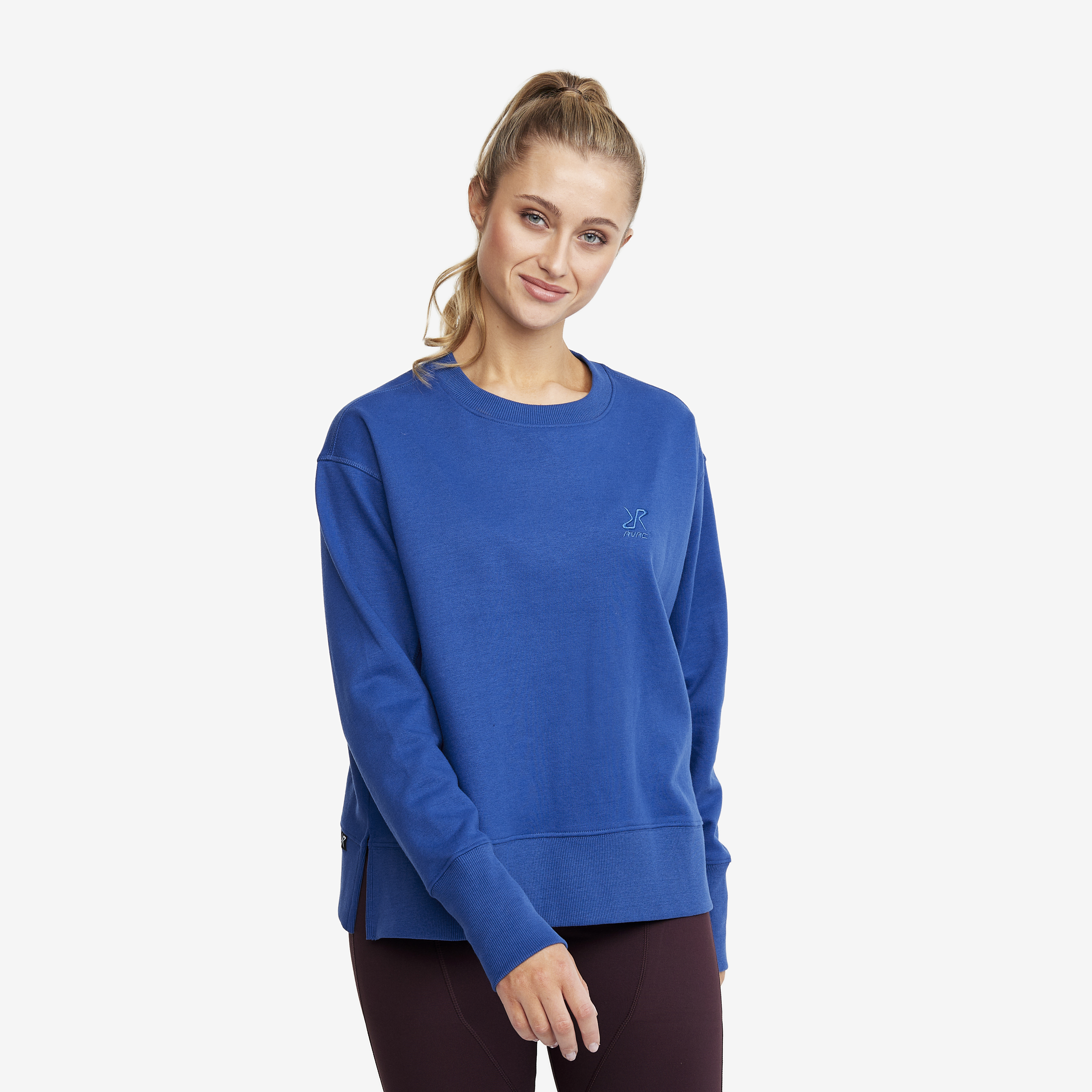Lounge Sweater – Dam – True Blue Storlek:L – Dam > Tröjor > Skjortor & Långärmade Tröjor