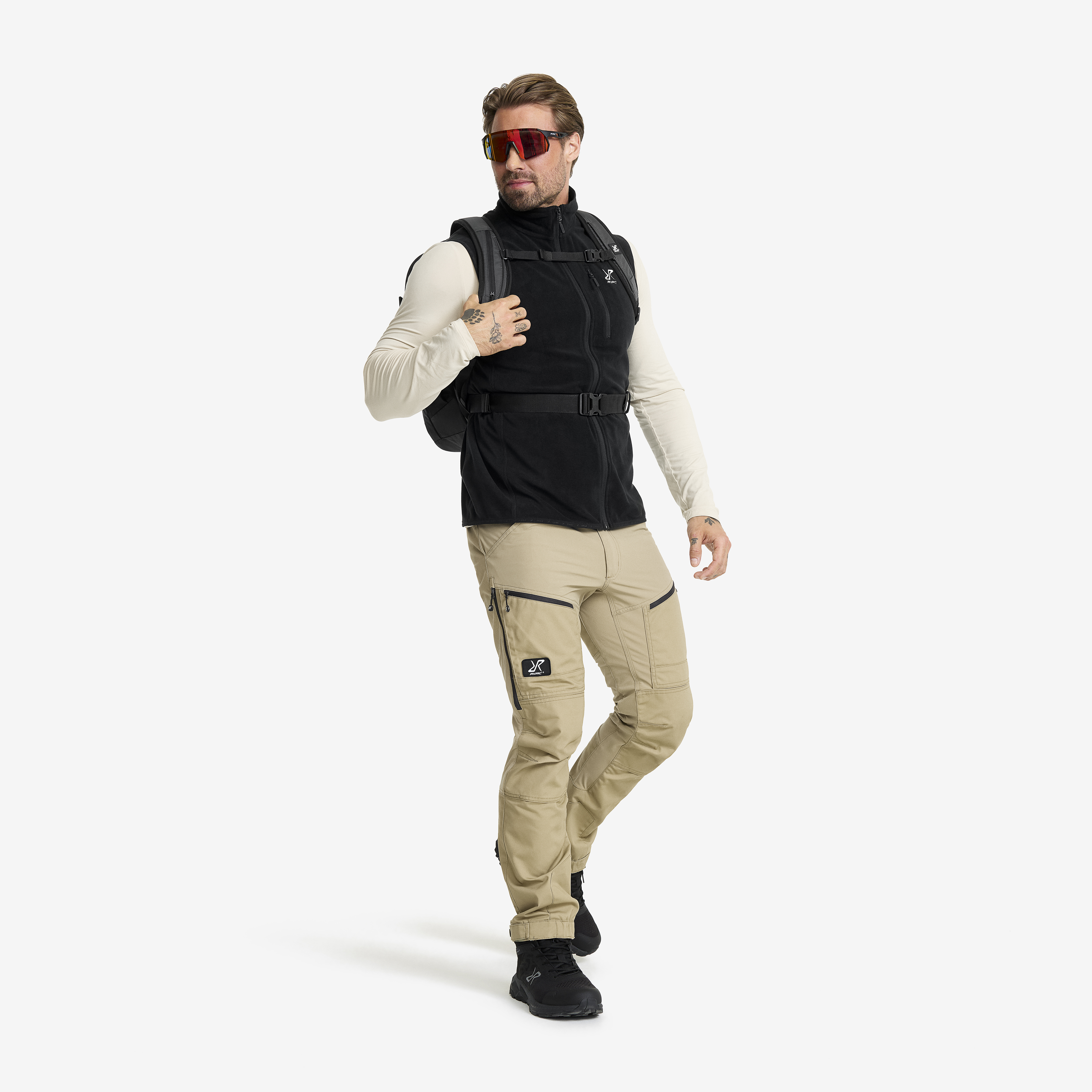 4/30までの出品！HIKER VEST POLARTEC V4203 灰 Hiker Fleece Vest Men Black | RevolutionRace
