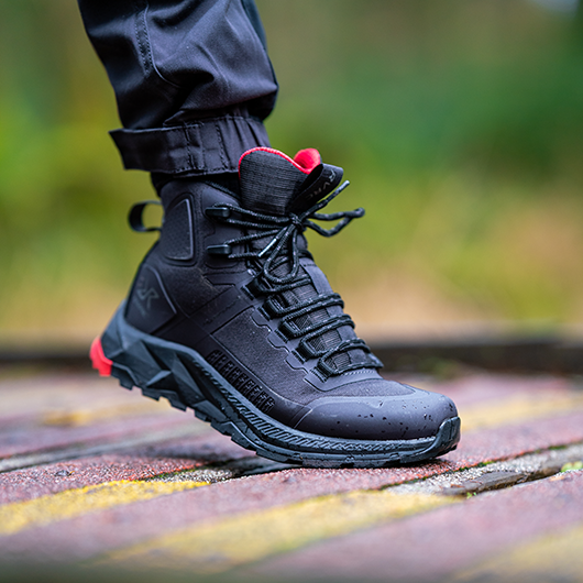Phantom Trail Mid Waterproof Hiking Boots Men Black | RevolutionRace