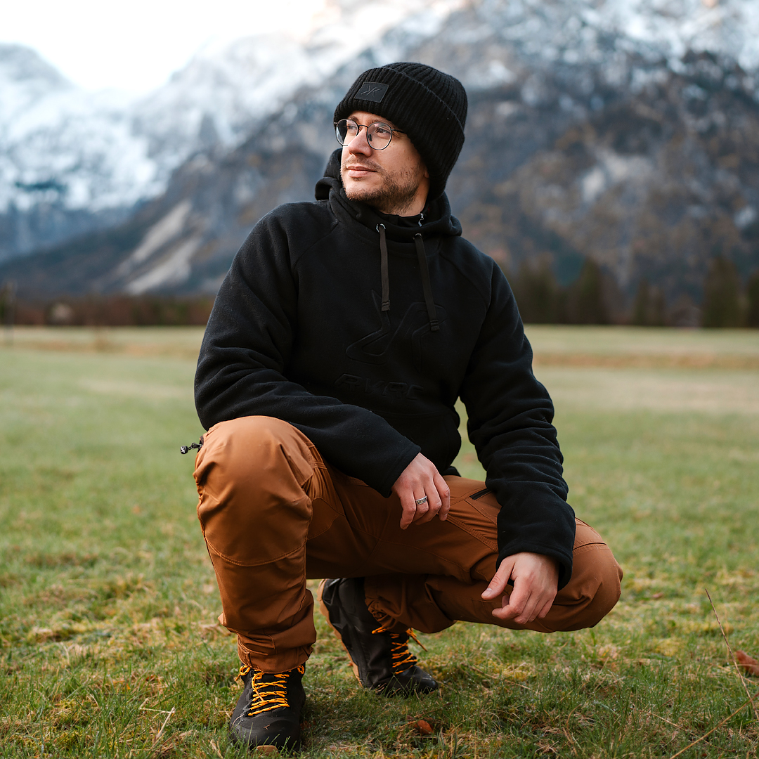 Polar Fleece Hoodie Men Black | RevolutionRace