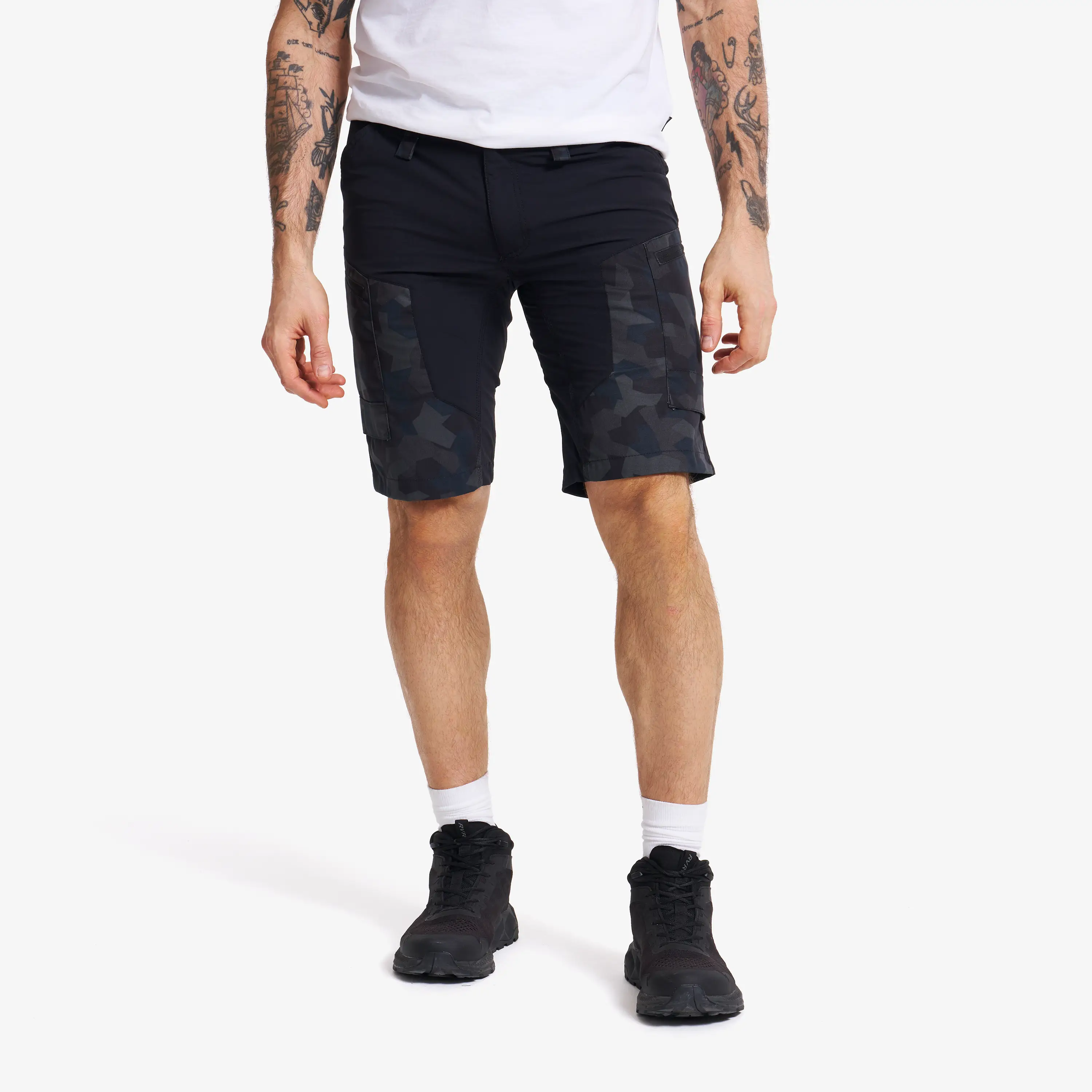 RVRC GP Shorts Anthracite Camo Herren, 