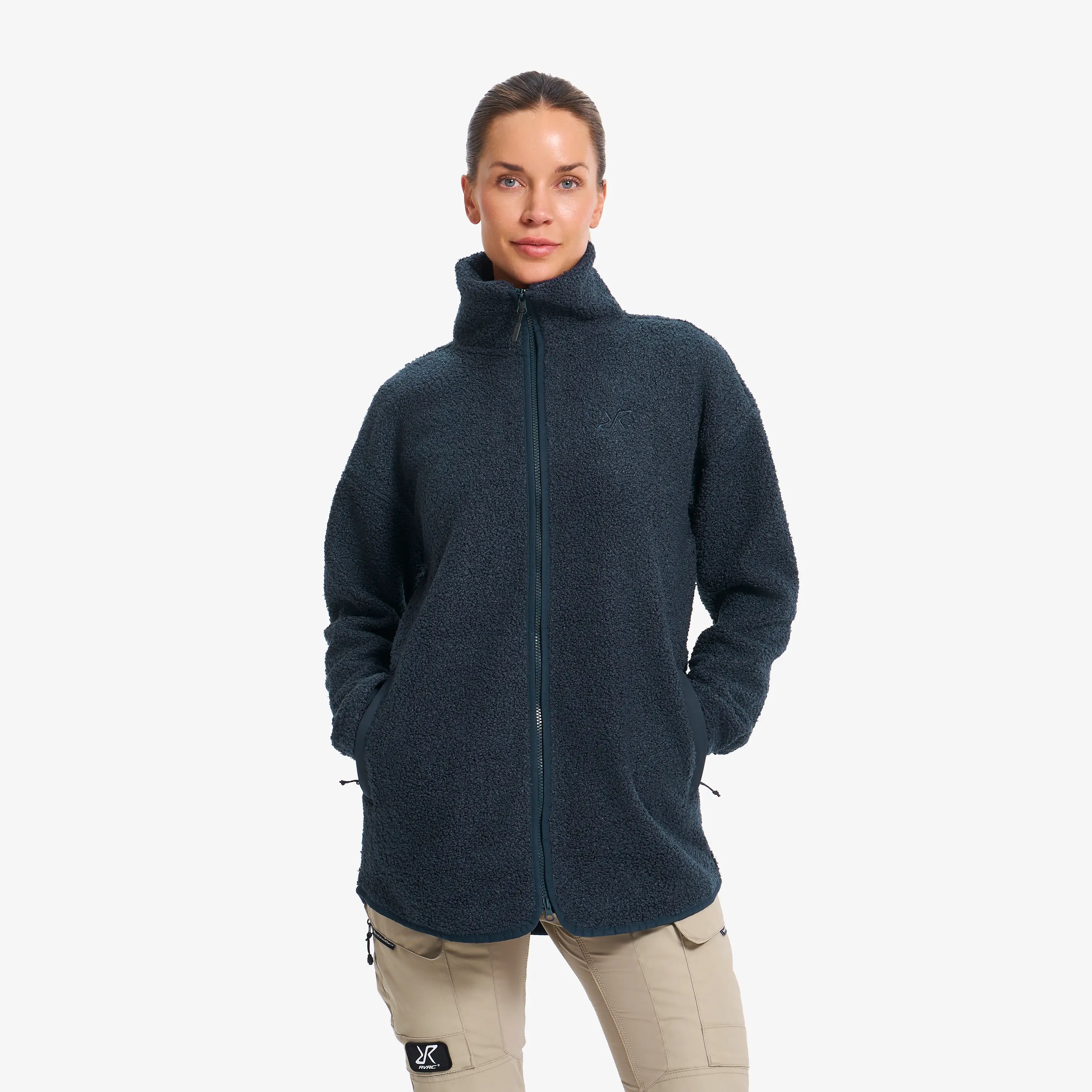 Wähle eine Farbe Deep Navy.