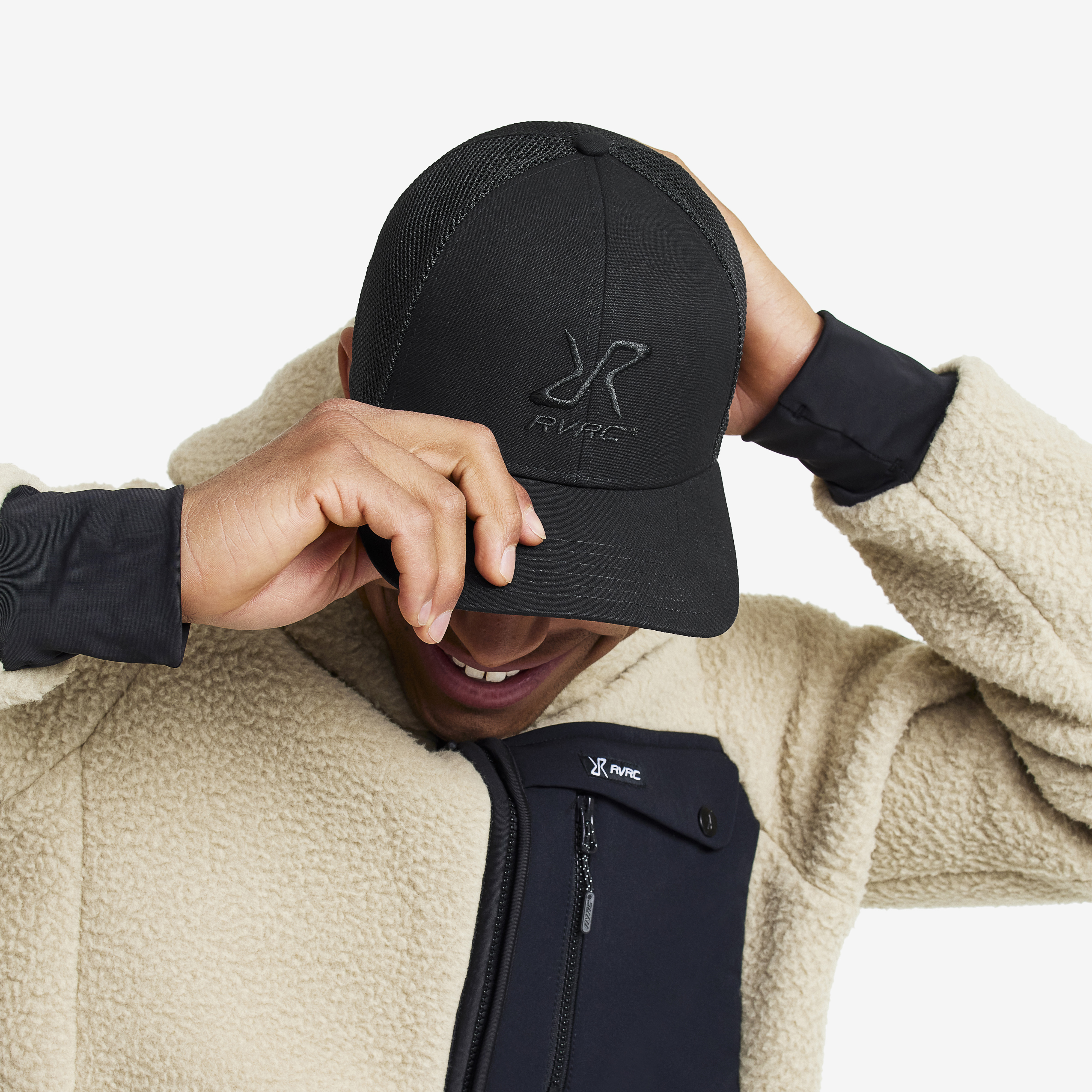 Trucker Cap Black | RevolutionRace