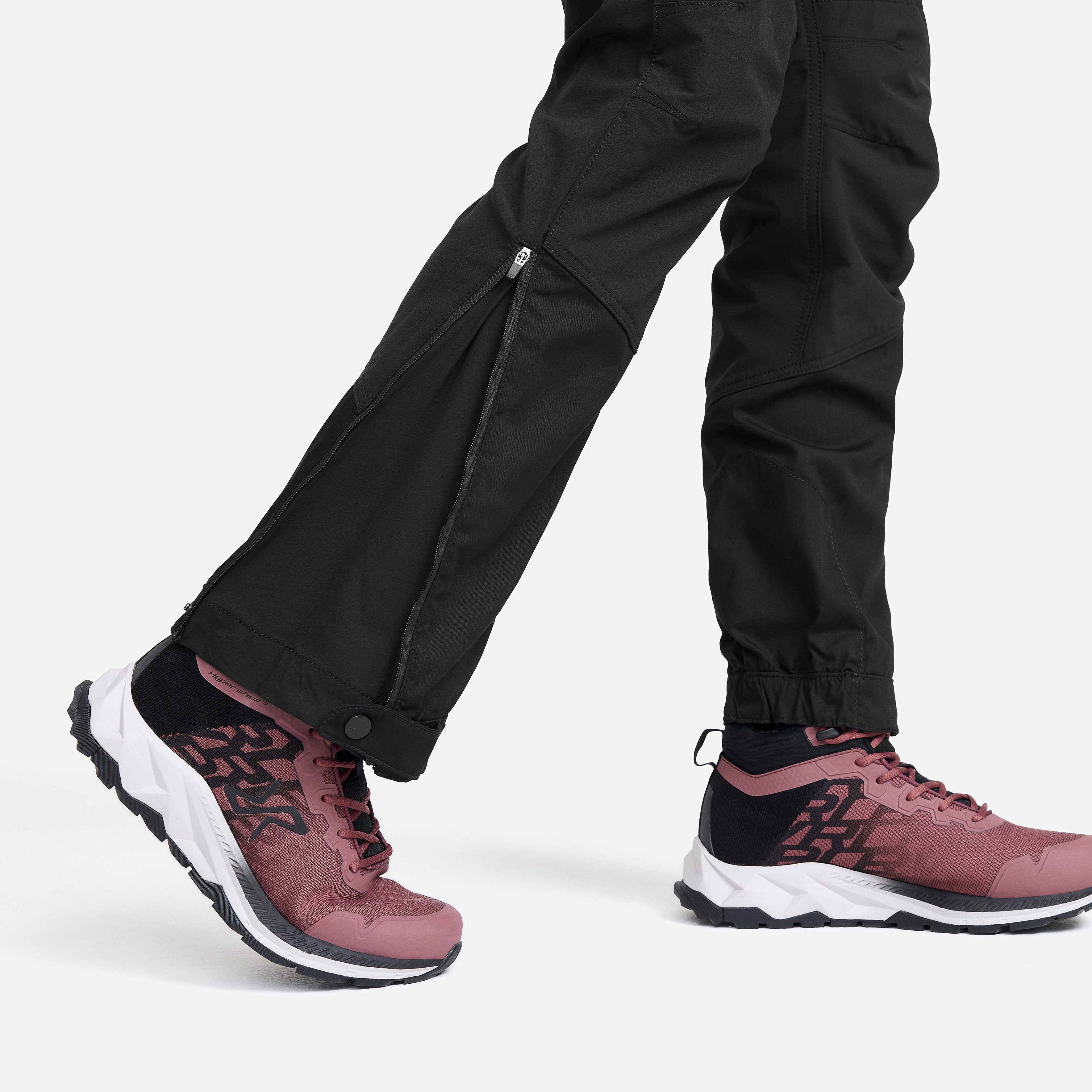 Range Pro Stretch Pants Women Black | RevolutionRace