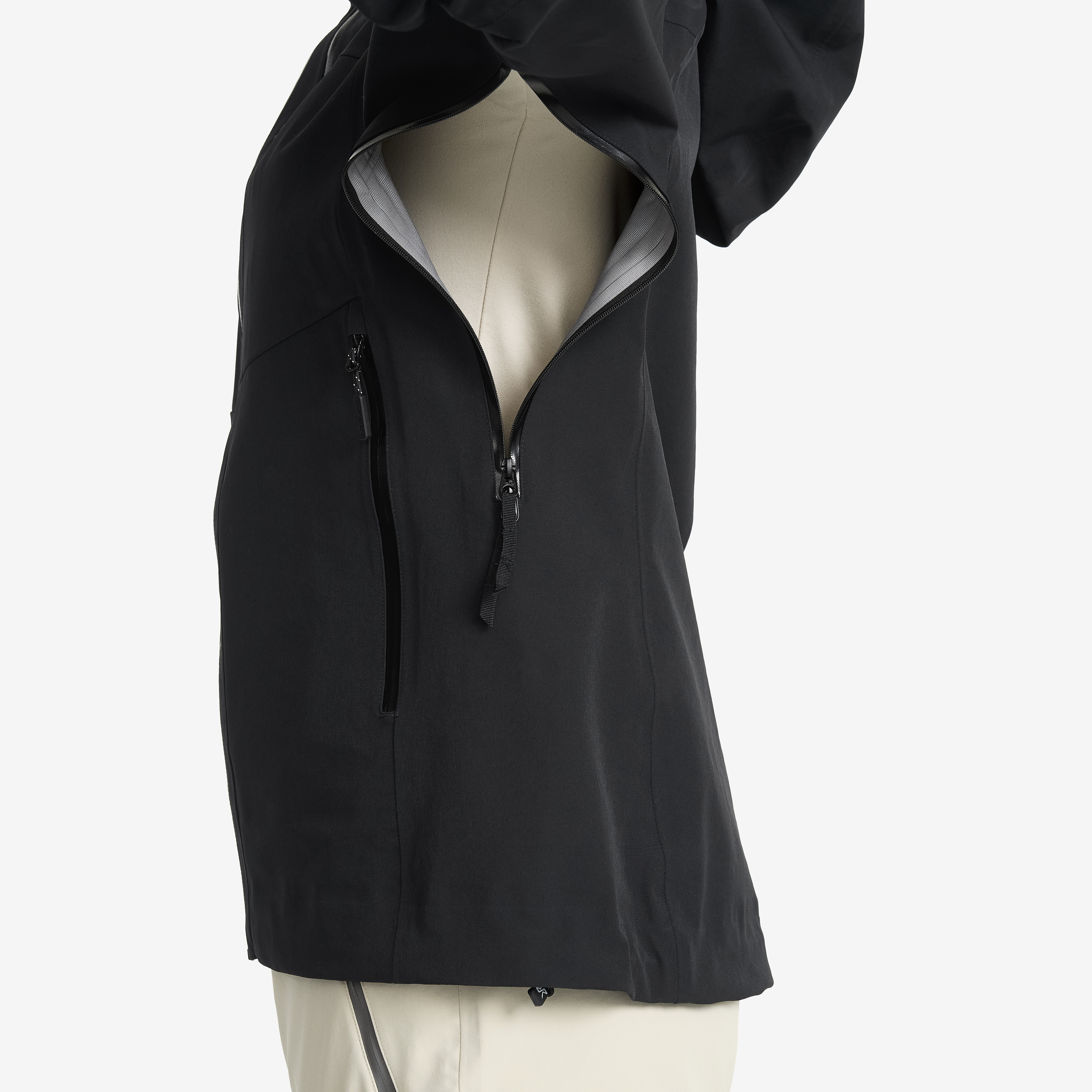 Cyclone 3L Shell Jacket Women Black | RevolutionRace Cyclone 3L Shell Jacket Women Black | RevolutionRace