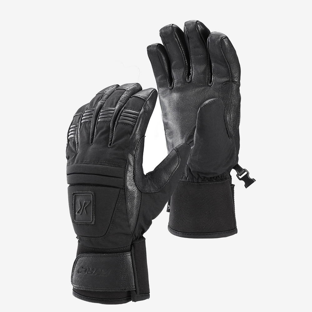 | Black RevolutionRace Outdoor Glove