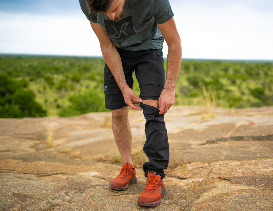 What to wear when hiking in summer