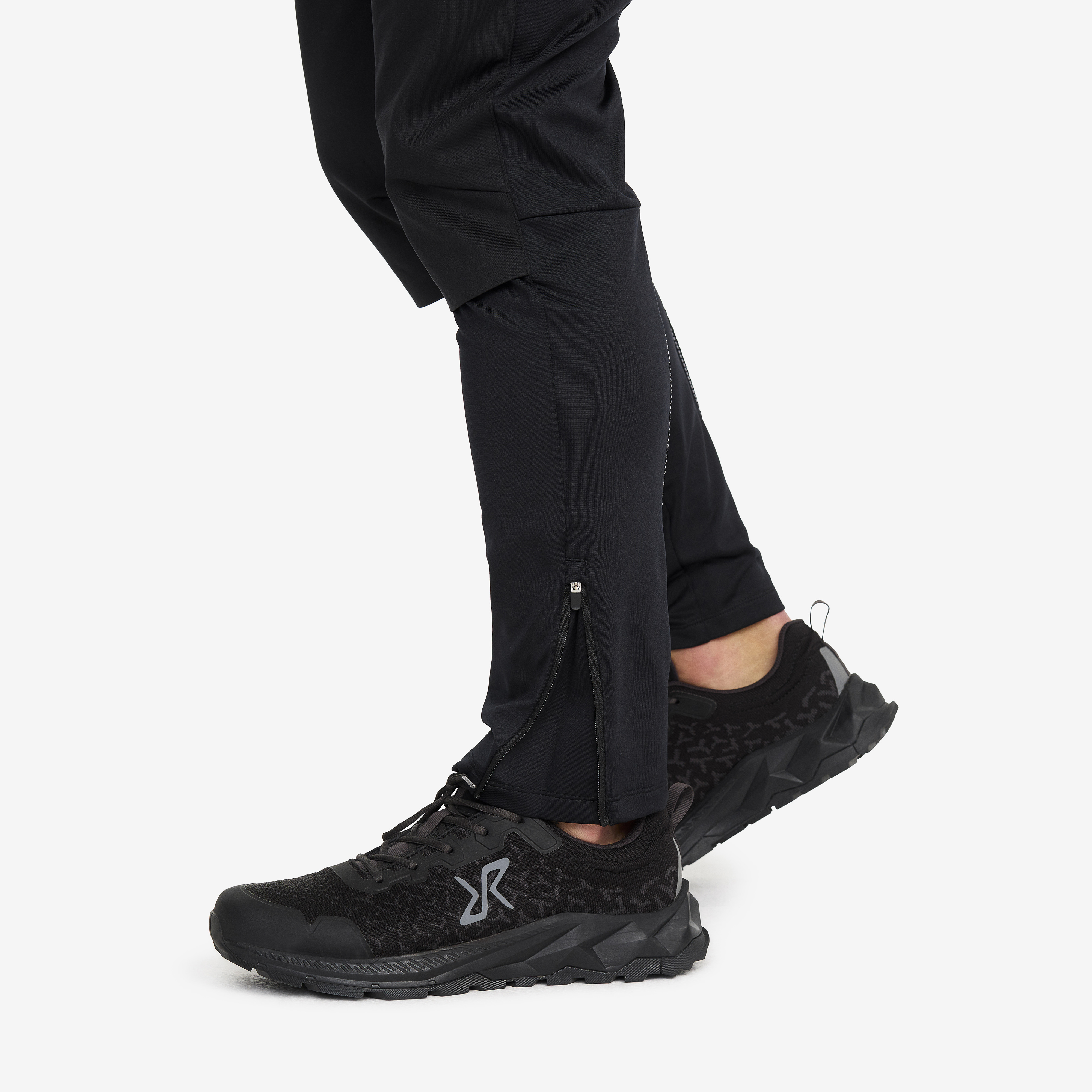 Pace Wind Leggings Men Black | RevolutionRace