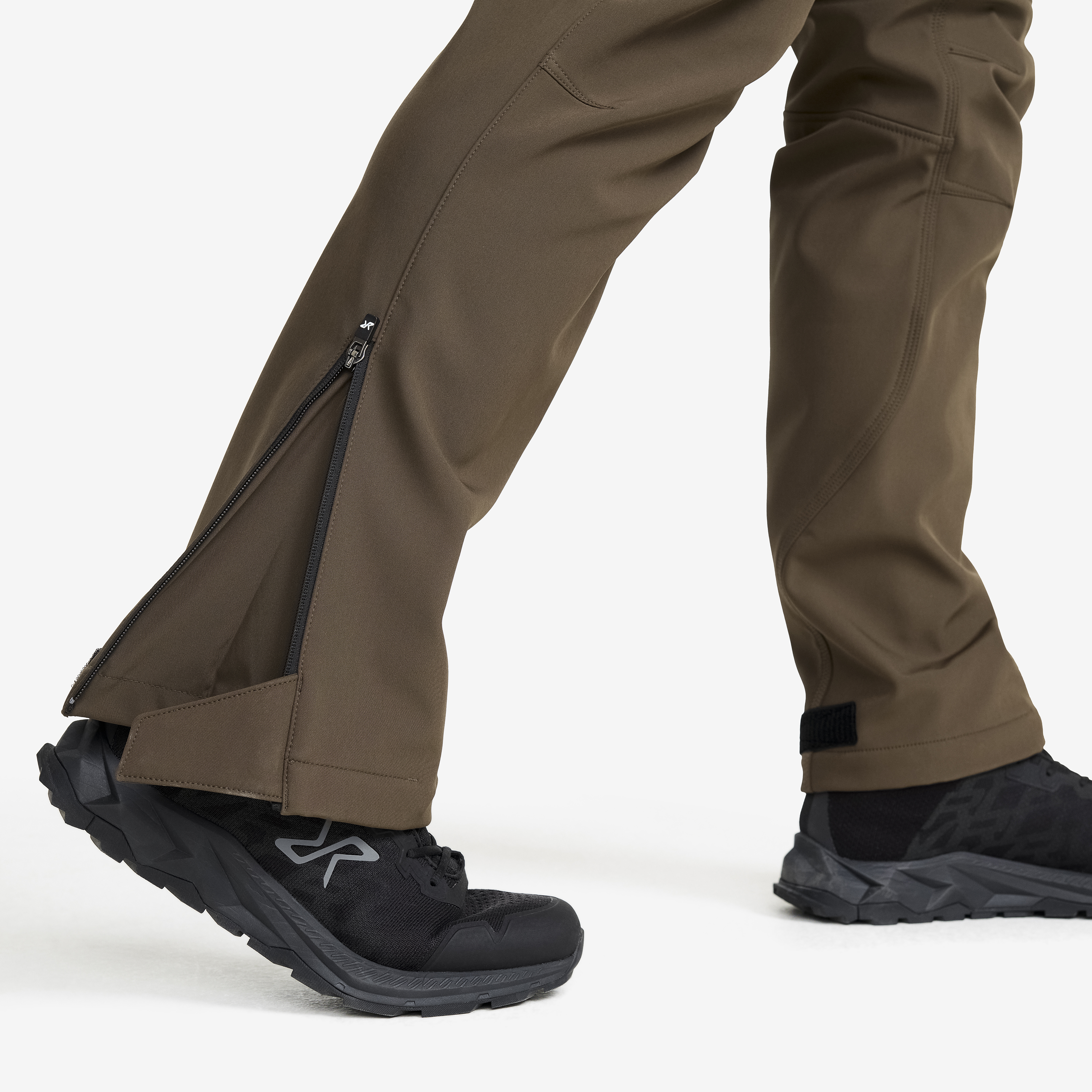 Hiball Softshell Pants Men Mud | RevolutionRace
