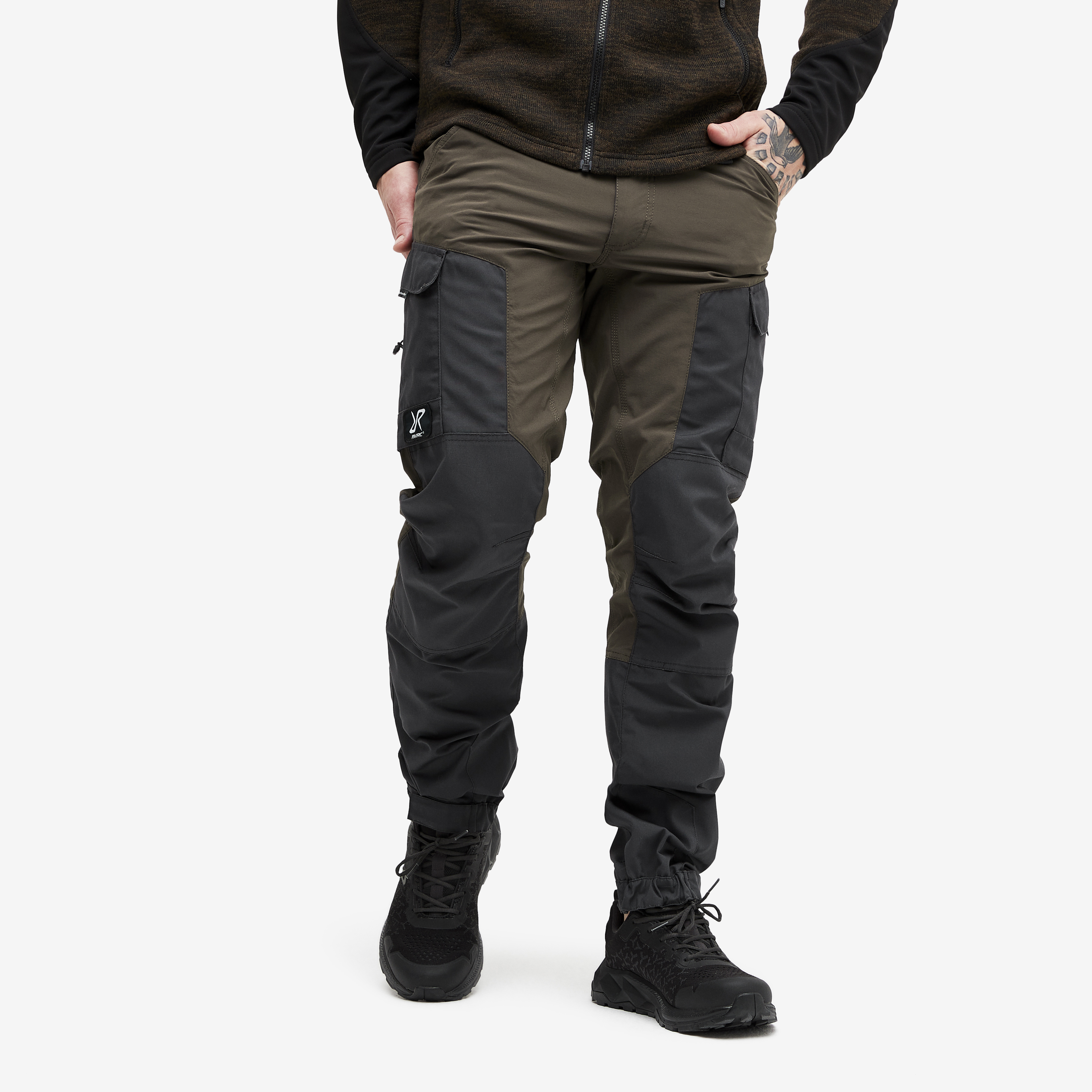 Black Colour Trousers for Men - Everywear Pants by Aristobrat